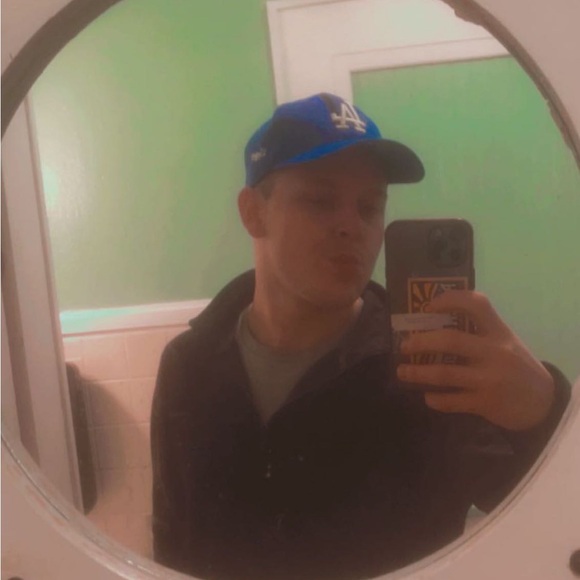 Meet your Posher, Rj - Picture 2 of 3